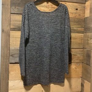 Nice blouse size s nwot